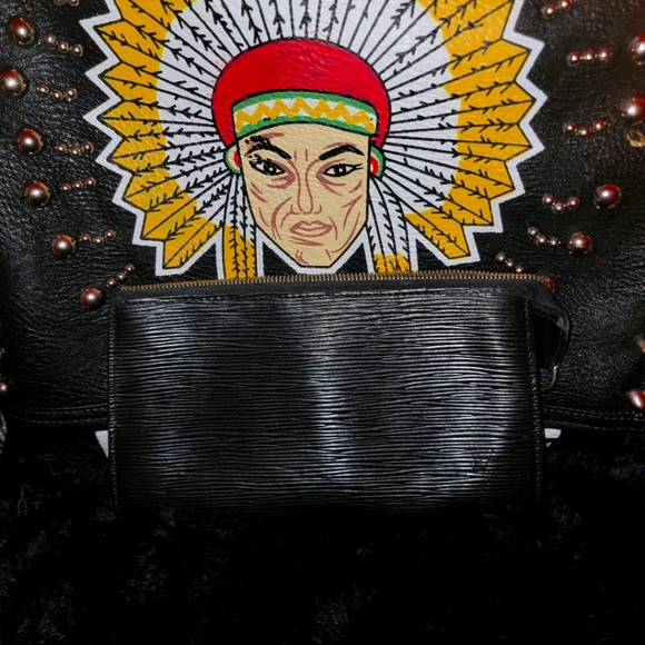 Louis Vuitton Black Toiletry Epi Pochette Accessoires Used